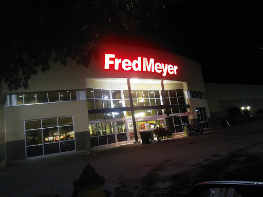 Grocery Store «Fred Meyer», reviews and photos, 1900 SE Sedgwick Rd, Port Orchard, WA 98366, USA