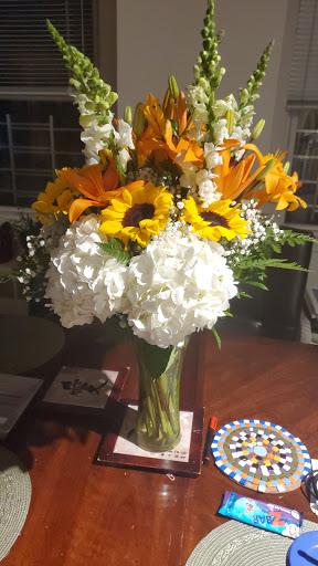 Florist «Hollywood Florist Inc.», reviews and photos, 414 S Broadway, Yonkers, NY 10705, USA
