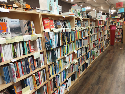 Book Store «Unabridged Bookstore», reviews and photos, 3251 N Broadway St, Chicago, IL 60657, USA