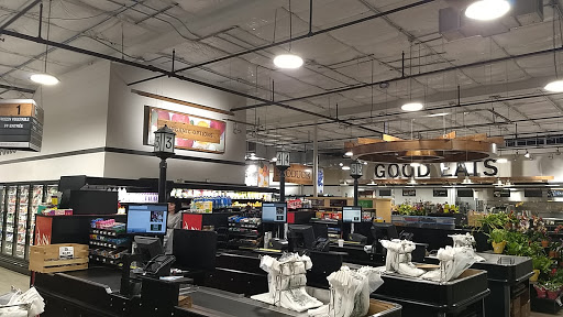 Grocery Store «Robert Fresh Market», reviews and photos, 7355 Highland Rd, Baton Rouge, LA 70808, USA