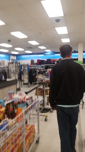 Clothing Store «Ross Dress for Less», reviews and photos, 4919 E 41st St, Tulsa, OK 74135, USA