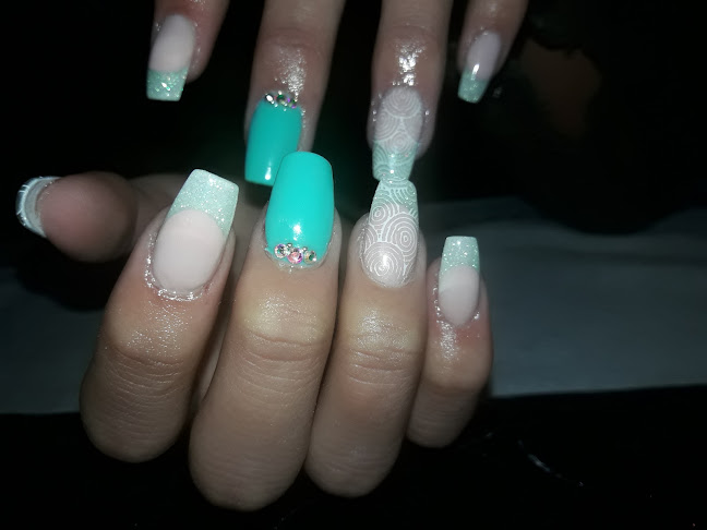 NAILSOL MANOS CREATIVAS - Centro de estética