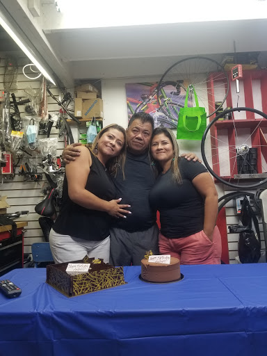 Bicycle Store «Bicycle Repair Man Corporation», reviews and photos, 40-21a 35th Ave, Astoria, NY 11101, USA