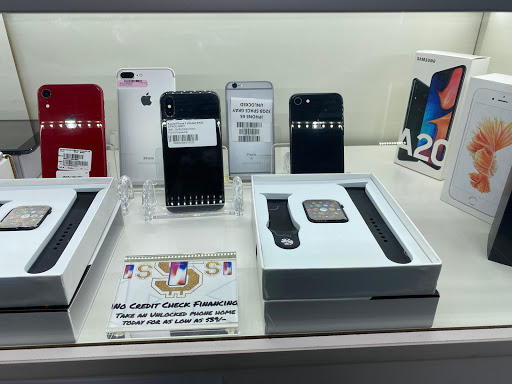 Electronics Repair Shop «Fixtronics - Cell Phone & Electronics Repair», reviews and photos, 1908 E Belt Line Rd, Carrollton, TX 75006, USA