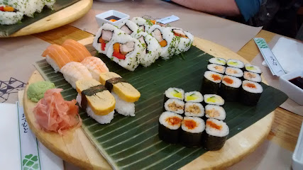 Papírtigris Sushi & Wok Bar