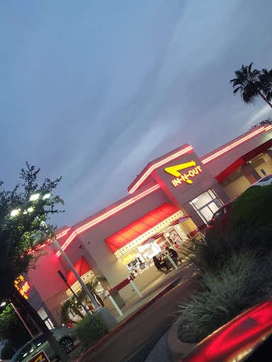 Shopping Mall «Superstition Springs Center», reviews and photos, 6555 E Southern Ave, Mesa, AZ 85206, USA