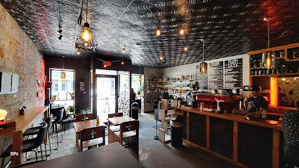 FLUID Coffee Roasters - 159 W Lincolnway, Valparaiso, IN 46383