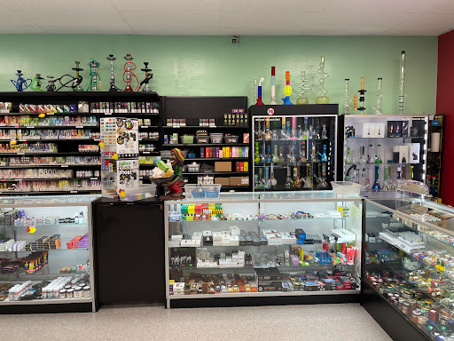 Tobacco Shop «Xpress Tobacco Outlet - Curb Side Pickup», reviews and photos, 622 S Rangeline Rd, Carmel, IN 46032, USA