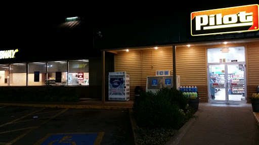 Convenience Store «Pilot Travel Center», reviews and photos, 95 Free Henry Ford Rd, Madisonville, KY 42431, USA