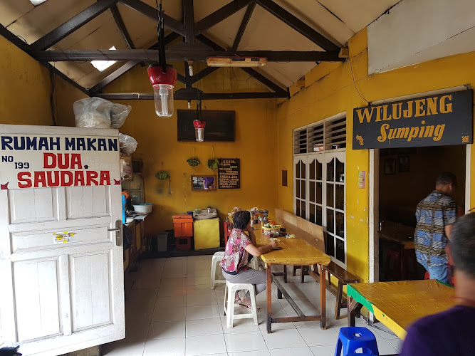Restoran Keluarga di Kabupaten Garut: Menikmati Kelezatan di Racik Desa dan Rumah Makan Dua Saudara