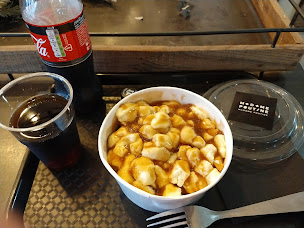 Photo n°74 de Madame Poutine à Toulouse ()