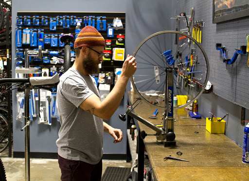 Bicycle Store «Phat Tire Bike Shop», reviews and photos, 3775 Mall Ave, Fayetteville, AR 72703, USA