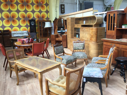 Used furniture shops in Vienna