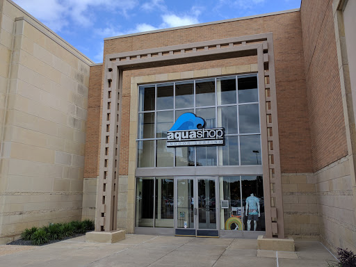 Surf Shop «Aqua Shop Indoor Surfing», reviews and photos, 6121 West Park Boulevard R102, Plano, TX 75093, USA