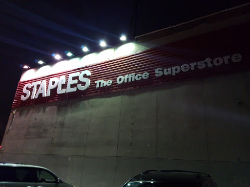 Office Supply Store «Staples», reviews and photos, 91-30 Van Wyck Expy, Jamaica, NY 11418, USA