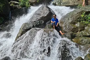 Mayabi Waterfall image