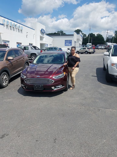 Ford Dealer «Preston Ford», reviews and photos, 13580 W Center St, Burton, OH 44021, USA