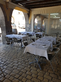 Photos du propriétaire du Restaurant généraliste Restaurant Les Arcades à Damazan - n°5