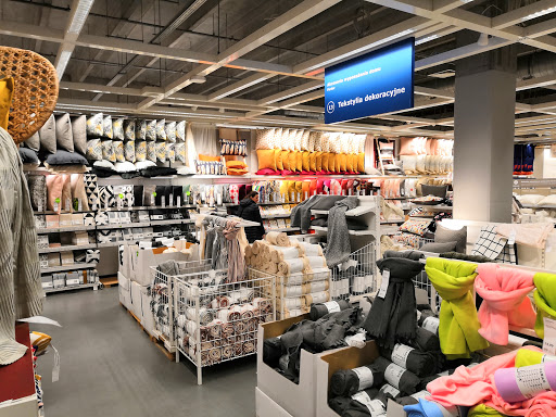 Fabric stores center Warsaw