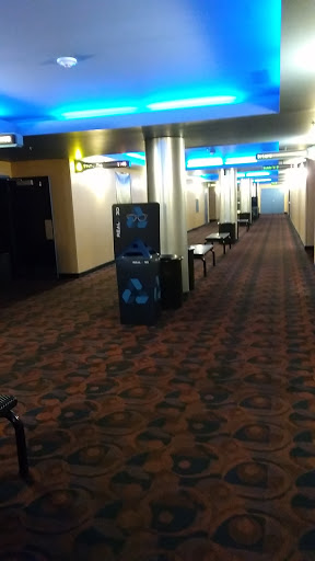 Movie Theater «Regal Cinemas Hollywood 10 - St. Joseph», reviews and photos, 5405 N Belt Hwy, St Joseph, MO 64506, USA