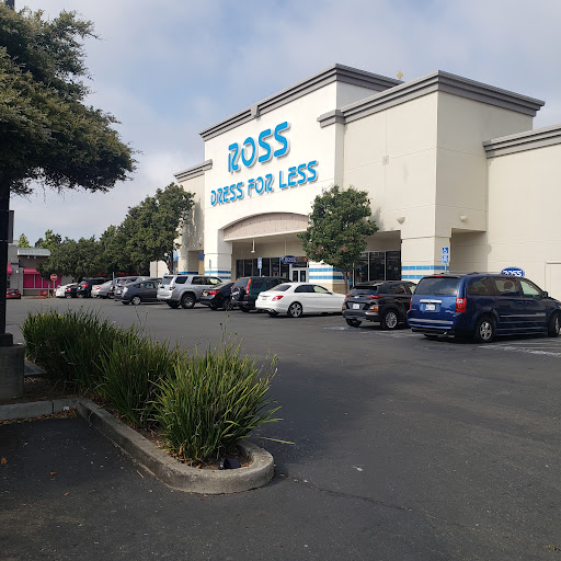 Clothing Store «Ross Dress for Less», reviews and photos, 2000 El Cerrito Plaza, El Cerrito, CA 94530, USA