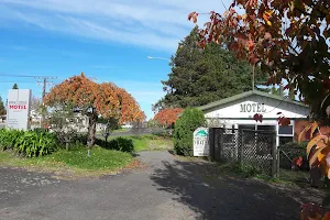 Park Lodge Motel image