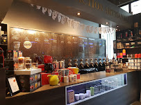 Intérieur du Café ETIENNE Coffee & Shop Béziers à Béziers - n°4