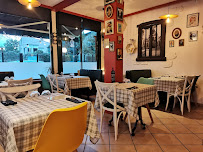 Atmosphère du Restaurant Ici comme chez mémé à Bourg-en-Bresse - n°1
