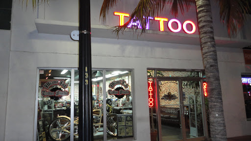 Tattoo Shop «Love Hate Tattoo Studio», reviews and photos, 1360 Washington Ave, Miami Beach, FL 33139, USA