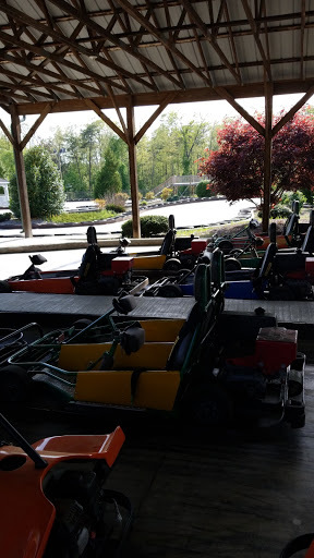 Entertainment «Chuckles», reviews and photos, 286 Chuckles Pkwy, Crossville, TN 38555, USA