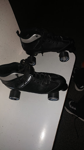 Roller Skating Rink «Aurora Skate Center», reviews and photos, 34W113 Montgomery Rd, Aurora, IL 60504, USA
