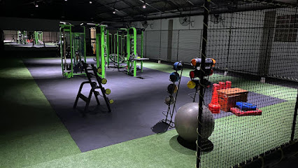 Park Gym Fitness Station - Av. Caseros 2675 2675, C1264 CABA, Argentina