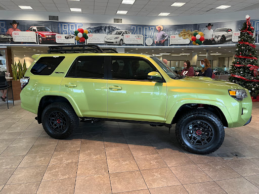 Toyota Dealer «Earnhardt Toyota», reviews and photos, 6136 E Auto Loop Ave, Mesa, AZ 85206, USA