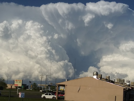 Grocery Store «Dacono Discount Grocery», reviews and photos, 913 Carbondale Dr, Dacono, CO 80514, USA