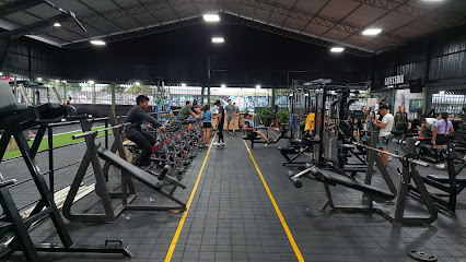 Cuartel gym & CrossFit - G2P7+25J, Francisco de Orellana, Ecuador