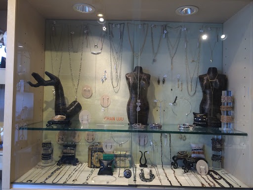 Jeweler «Dandelion», reviews and photos, 31 Coulter Ave, Ardmore, PA 19003, USA