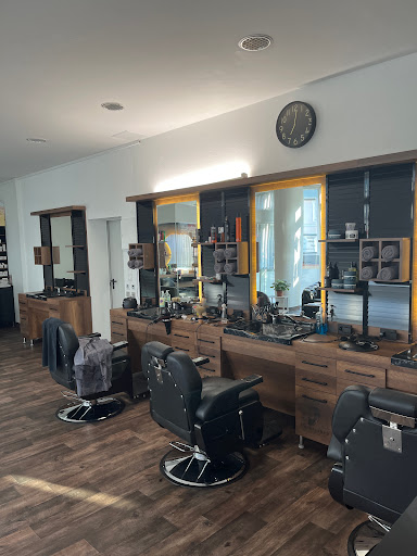 Hair_Master Friseur Damen & Herren In Pöchlarn