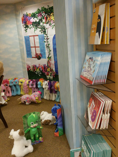 Book Store «Barnes & Noble», reviews and photos, 122 Brandon Town Center Dr, Brandon, FL 33511, USA