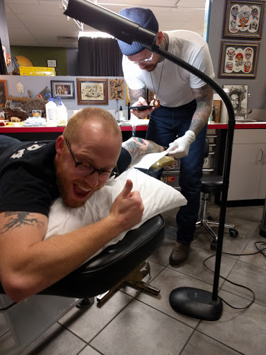 Tattoo Shop «Aces Tattoos», reviews and photos, 1776 Teasley Ln, Denton, TX 76205, USA