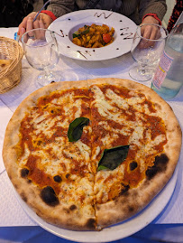 Pizza du Restaurant italien Gusto Italia Amélie à Paris - n°14