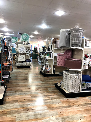 Department Store «HomeGoods», reviews and photos, 1587 New Garden Rd, Greensboro, NC 27410, USA