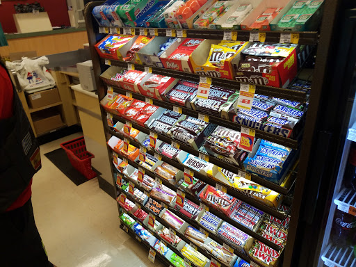 Grocery Store «Weis Markets», reviews and photos, 412 Day Hollow Rd, Endicott, NY 13760, USA