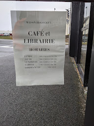 Photo n°1 de Café et librairie à Audierne ()