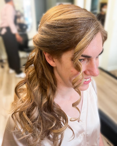 Hair Salon «Georgetown Aveda Salon & Spa», reviews and photos, 1325 Wisconsin Ave NW, Washington, DC 20007, USA