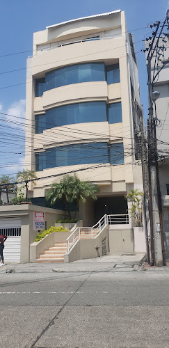 Opiniones de Salud Visual Centro Oftalmológico en Guayaquil - Oftalmólogo