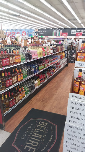 Liquor Store «Chicago Lake Liquors», reviews and photos, 825 E Lake St, Minneapolis, MN 55407, USA