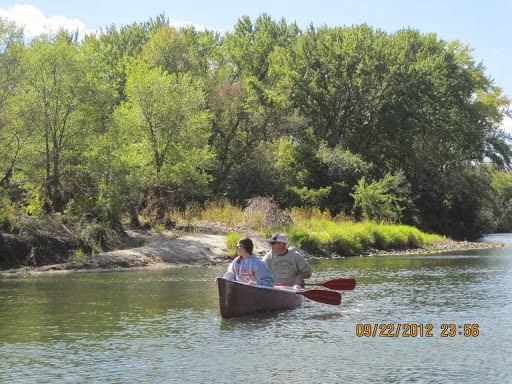 Canoe & Kayak Store «Cannon Falls Canoe and Bike Rental», reviews and photos, 615 N 5th St, Cannon Falls, MN 55009, USA