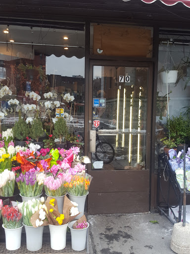 Florist «West Village Florist», reviews and photos, 70 Greenwich Ave, New York, NY 10011, USA