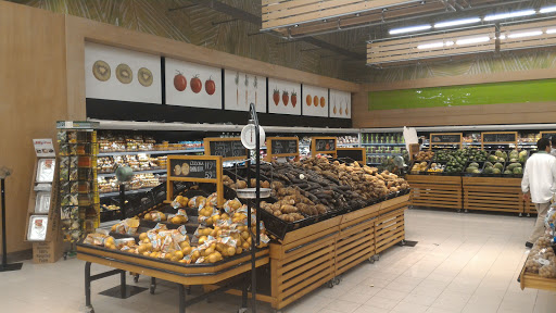 Supermercado Nacional - Arroyo Hondo
