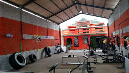 Estuard Gym - 5a Calle 3-24, Cd Vieja, Guatemala